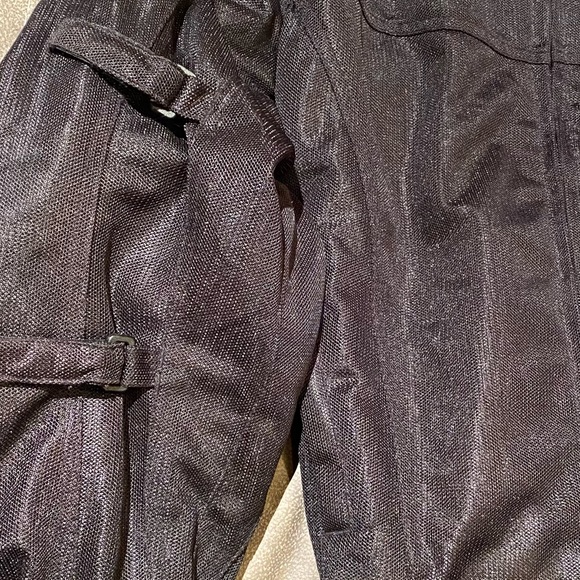 Men’s black First Gear mesh Riding Jacket, like new, with armour. Size large. - Picture 5 of 15